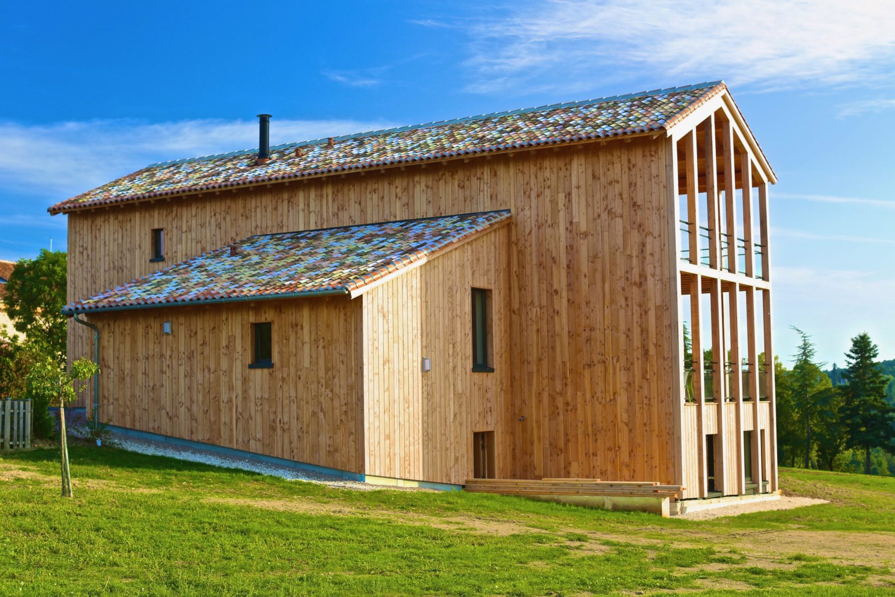 Montagenet - Façades nord et ouest du gîte Lotus